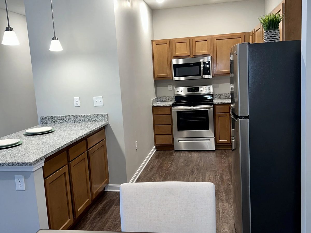 Cardinal Ridge — interior 1